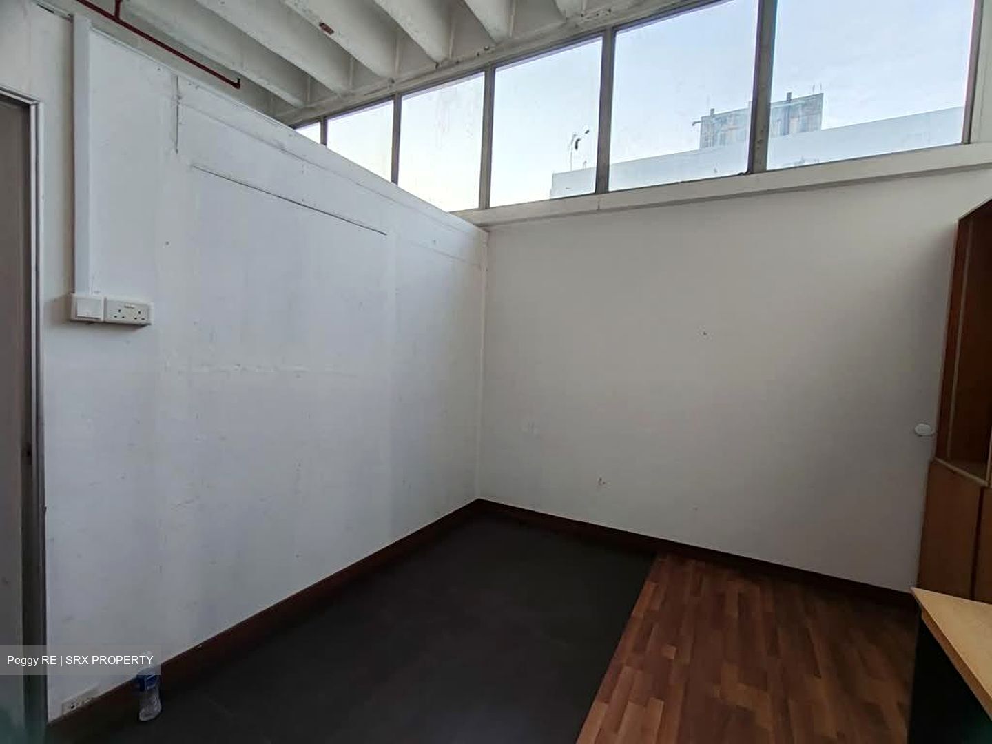 Guan Hua Warehouse Building (D13), Warehouse #604750301